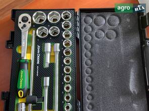 Набор інструментів фірмових від компанії Jhoon Deere