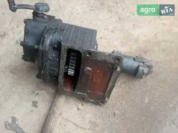 Редуктор пускового двигуна до трактора МТЗ - фото