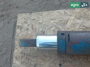 Гідроциліндр до комбайна Єнісей - фото