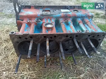 Блок цилиндров для трактора МТЗ - фото