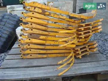 Лапа до комбайна - фото