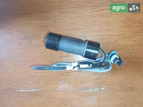 Датчик контролю висіву AA63470, AA52979, AA43860, AA55490 до сівалки John Deere 1890 - фото