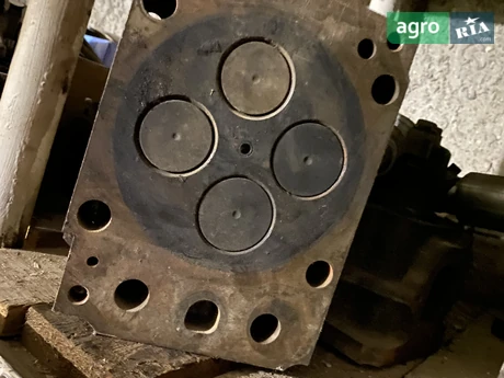 Головка блоку циліндрів до комбайна Claas - фото