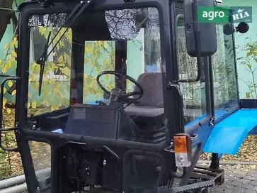Кабина для трактора МТЗ - фото