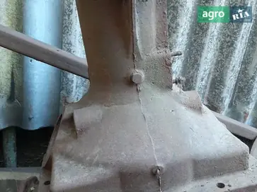 Промежуточная опора для трактора ХТЗ Т-25 - фото