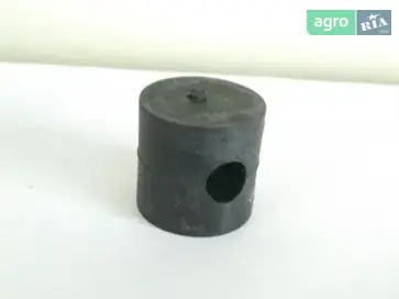 Втулка 401733M1 до Massey Ferguson - фото