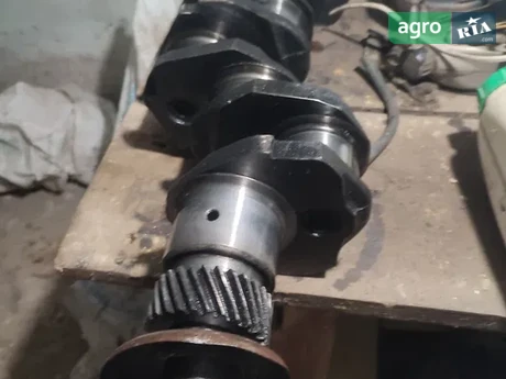 Колінвал до трактора ЮМЗ 6 - фото