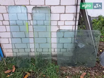 Скло до трактора КТЗ Т-70 - фото