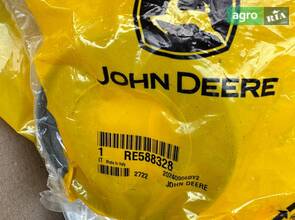 RE588328 Сальник