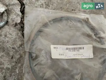 Сальник RE206146 до John Deere - фото