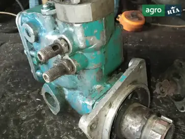 Паливний насос до трактора ЛТЗ Т-40 - фото