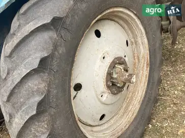 Шина до трактора ЮМЗ - фото