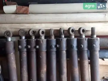 Гідроциліндр до навантажувача - фото