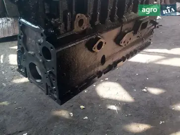 Блок циліндрів до трактора МТЗ - фото