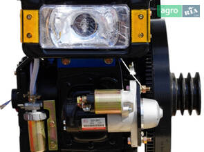 Двигун Universal R195NM дизельний 12 к.с. маховик, з електростартером.