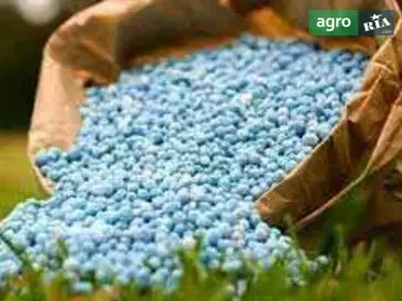 Добрива мінеральні, азотні, комплексні - фото