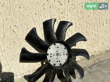 Крильчатка вентилятора до трактора New Holland - фото