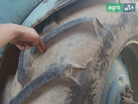 Шина для трактора ЮМЗ - фото