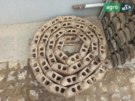 Металлическая гусеница для экскаватора Komatsu PC 75 - фото