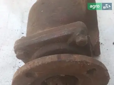 Промежуточная опора для трактора ХТЗ Т-150 - фото