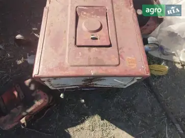 Капот до трактора ЮМЗ - фото