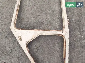 Дверцята до трактора ЮМЗ - фото