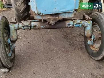 Вісь до трактора ЛТЗ Т-40 - фото