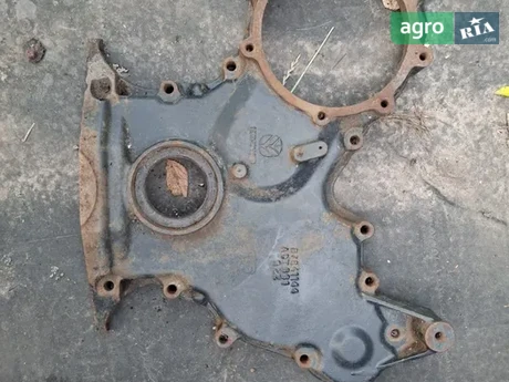 Кришка двигуна передня до трактора New Holland - фото