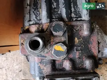 Гідравлічний розподільник до трактора ХТЗ Т-25 - фото