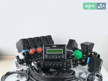 Бортовой компьютер для опрыскивателя - фото