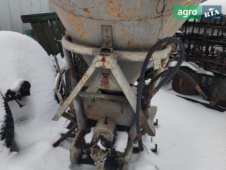 Лійка до розкидача Саморобний - фото