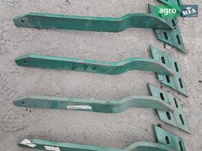 KK066811 Стійка права Kverneland