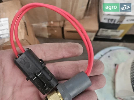 Датчик тиску 244451A1 до трактора Case IH - фото
