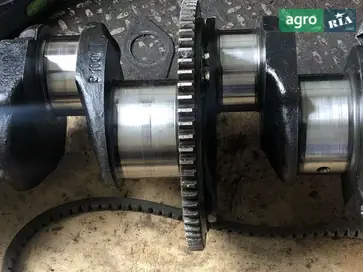 Коленвал для трактора - фото