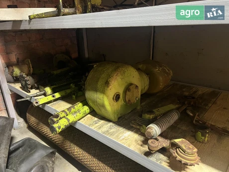 Розбірка прес-підбірника Claas Rollant - фото