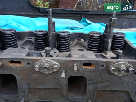 Головка блоку циліндрів до трактора Кіровець К 701 - фото