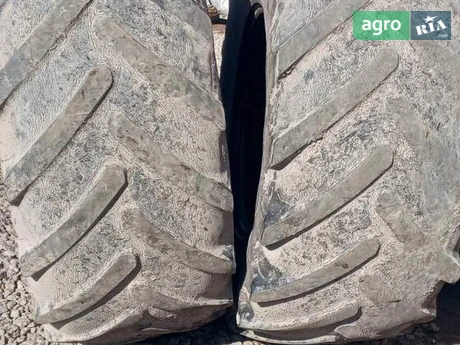 Шина до трактора - фото