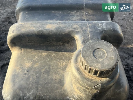 Паливний бак до комбайна Massey Ferguson - фото