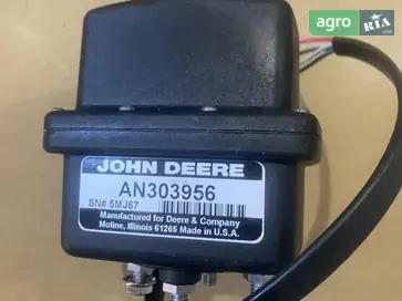 Актуатор AN303956 для опрыскивателя John Deere 4930 - фото