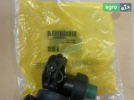 Форсунка AN206621, AN305431, QJ360C до оприскувача John Deere - фото