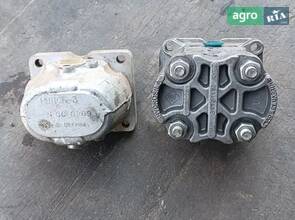 Насоси шестеренні НШ-10 (лівий та правий)