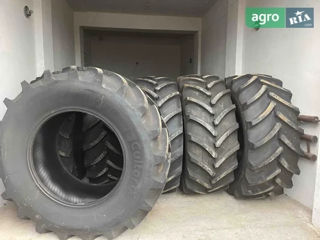 Шина до трактора John Deere - фото