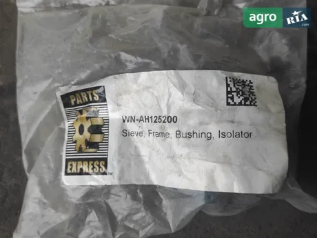 Втулка AH125200 до комбайна John Deere - фото
