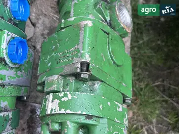 Насос AH212539 для комбайна John Deere - фото