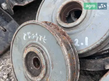 Ролик натяжной 724032.1 для комбайна Claas - фото