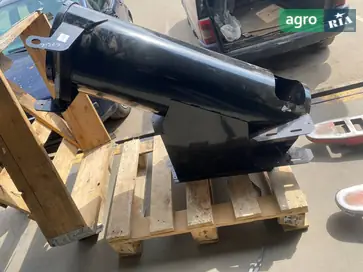 Кожух шнека для комбайна New Holland CR9080 - фото