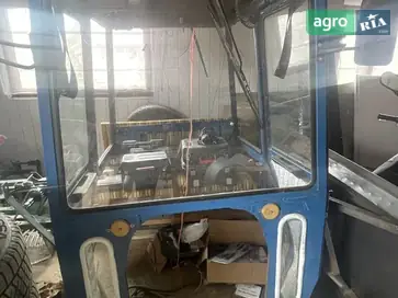Кабина для трактора - фото