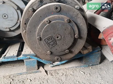 Задній міст до трактора ХТЗ - фото