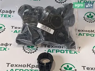 Втулка 9842300, 1347084C1 до жниварки John Deere - фото