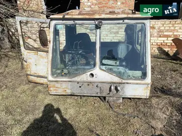 Кабина для трактора ХТЗ Т-150 - фото